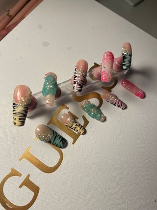 Uñas Press On Con kit de aplicación