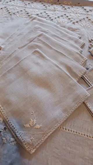 Tovaglia vintage in lino per 12