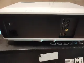 Proyector TOPTRO 1080P TR82