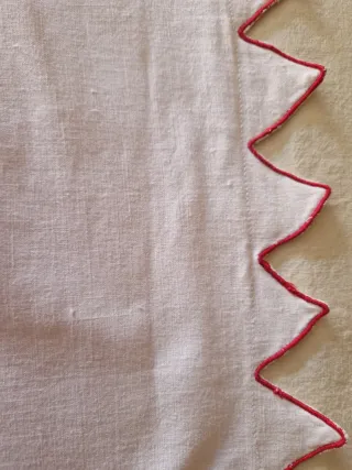 Bolsa de pan bordada antigua