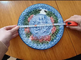 Plato decorativo cerámica figuras azules