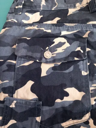 Bermuda camuflaje denim