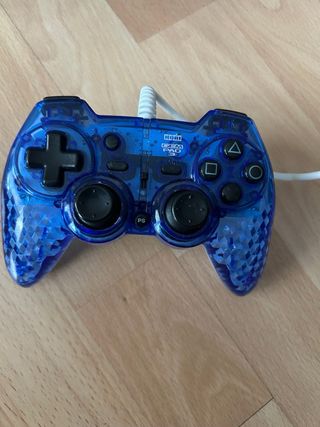 Volante Thrustmaster PS3 con Pedales y mando ps3