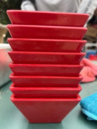 Set 8 Cuencos Rojos Plástico