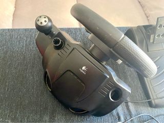 Volante Logitech Driving Force GT