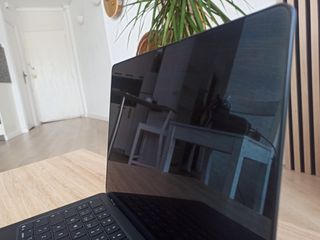 MacBook Air M4 13" 16GB 256GB 10/2026 con garantía