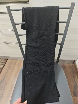 Leggings neri con strass