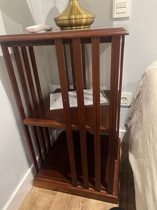 Comodini/ tavoli decorativi in legno