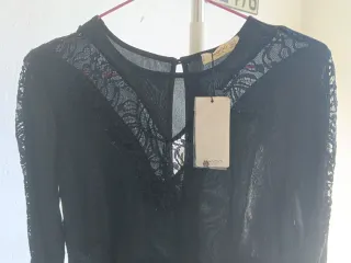 Vestido Mango Negro Encaje