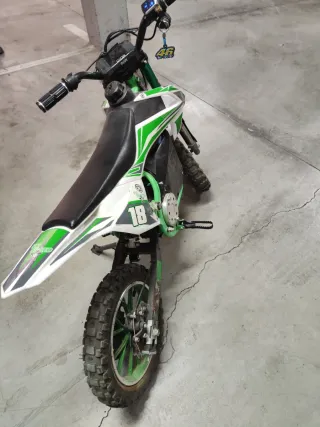 Moto Eléctrica Motocross Yamaha 18