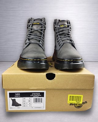 Dr. Martens Tarik GunMetal botas Mujer T38 Nuevas