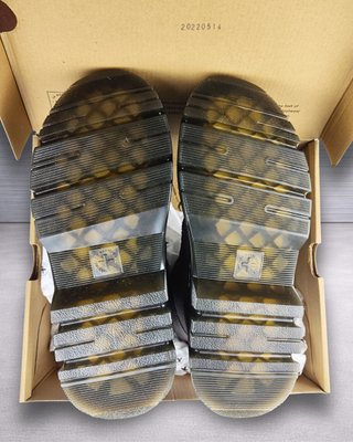 Dr. Martens Tarik GunMetal botas Mujer T38 Nuevas