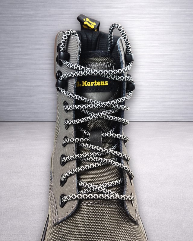 Dr. Martens Tarik GunMetal botas Mujer T38 Nuevas