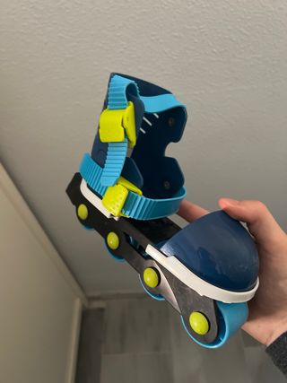 Patines y equipo de protección infantil