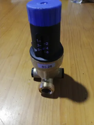 Válvula reguladora de presión 1/2