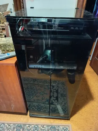 Mueble cadena musical cristal