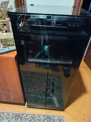 Mueble cadena musical cristal