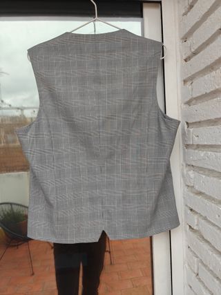 Chaleco Zara Man Príncipe de Gales Gris