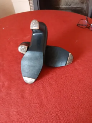 Zapatos de tacón negros para bailar