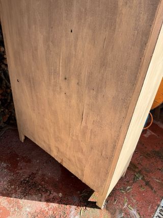 Alacena antigua de madera.