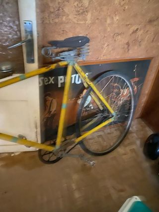 Bicicleta Clásica Amarilla