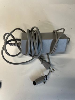 Nintendo Wii Mini con accesorios y juegos