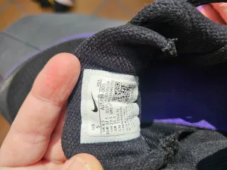 Zapatillas deportivas hombre negras y moradas NIKE