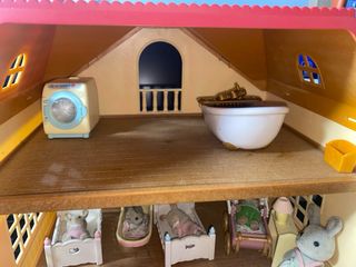 Casa Sylvanian Families 3 plantas + accesorios