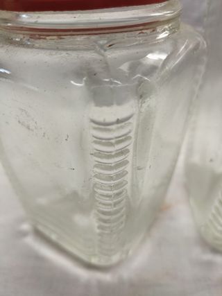 Lote 2 Frascos Vidro Vintage