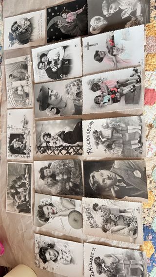 43 Postales Felicitación Años 40-50