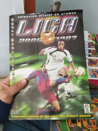 Álbumes de cromos de fútbol LIGA