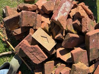 Ladrillos refractarios para construcciónh