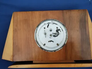 Orologio da tavolo Decò in legno Funzionante