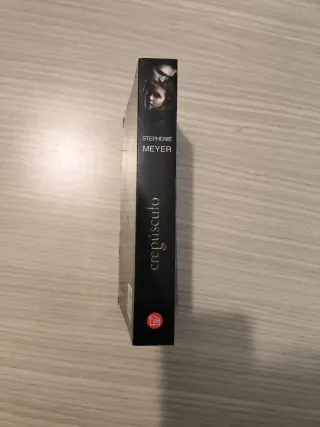 Crepúsculo (Bolsillo) (Spanish Edition)