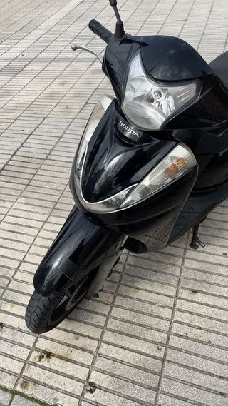 Honda SH 300i ABS Negra