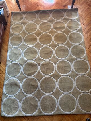 Tappeto di lana beige con cerchi