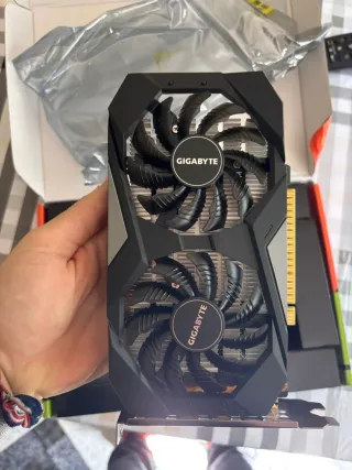 Gigabyte GTX 1650 OC 4G Tarjeta Gráfica