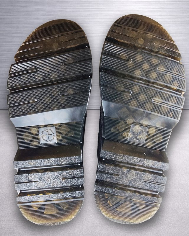 Dr. Martens Tarik Gunmetal Grises T39 Mujer Nuevas