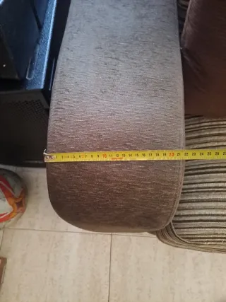 Sofá 3+2 plazas tela beige y marrón