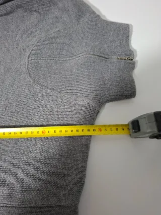 Jersey cuello alto sport con franjas