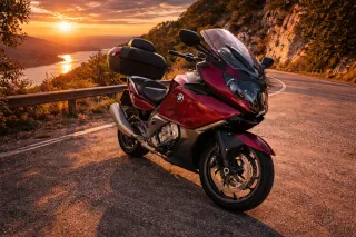 BMW K1600 GT – 6 cilindros, puro lujo