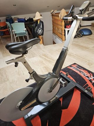 Bicicleta Spinning Keiser