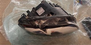 Faro Delantero Derecho Audi A4