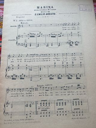 Partituras antiguas para piano.