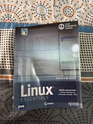 Linux Essentials (Spanish Edition)