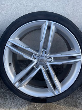 Llantas Audi A4 S4 con ruedas 245/35R19 93Y