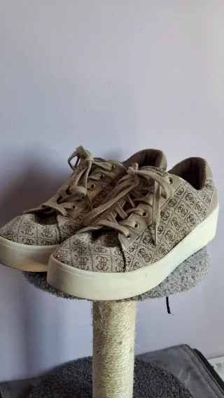 Deportivas Guess Talla 41