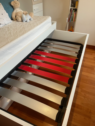 Cama infantil con almacenaje : colchón incluido.