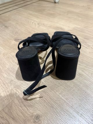 Sandalias ASOS tacón negras talla 43