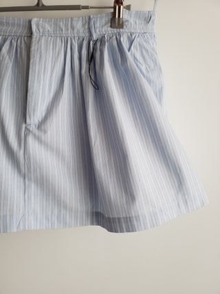 Minifalda Zara con short rayas